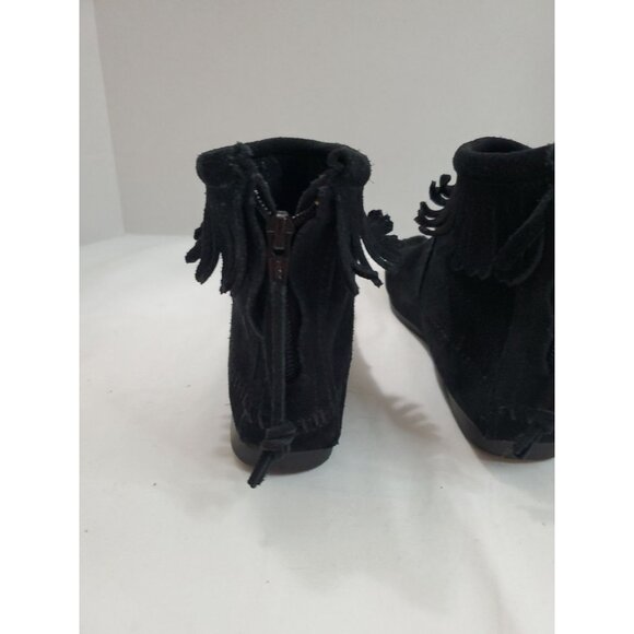 Minnetonka Women's Moccasin Size 5 Black Suede Ankle Fringe Zip Boots Leather - Picture 8 of 11